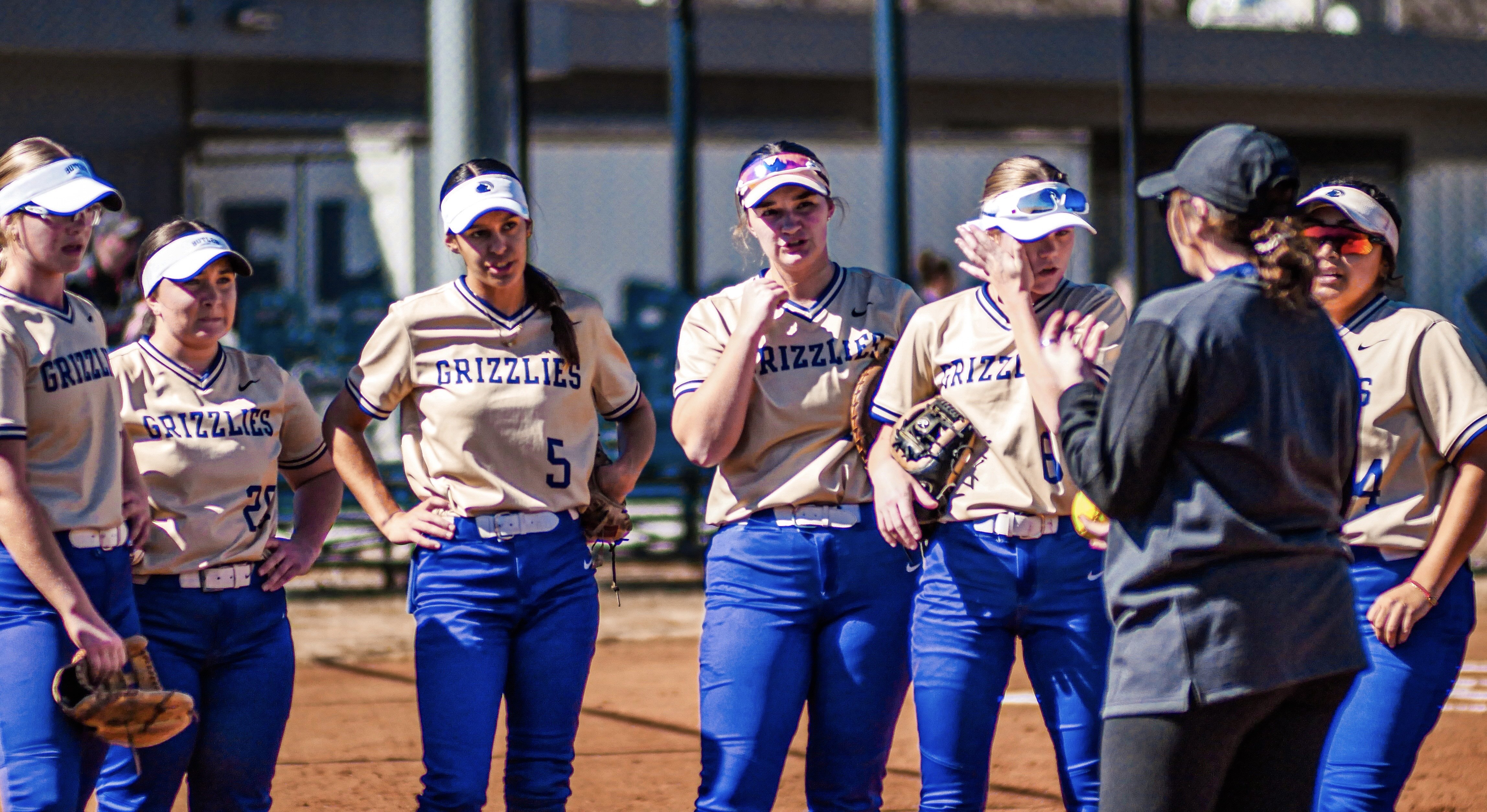 Grizzlies Dominates Seward County in Doubleheader